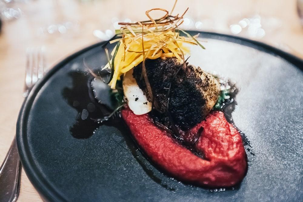 Cena en el Lovund Hotel Restaurant Helgeland Noruega