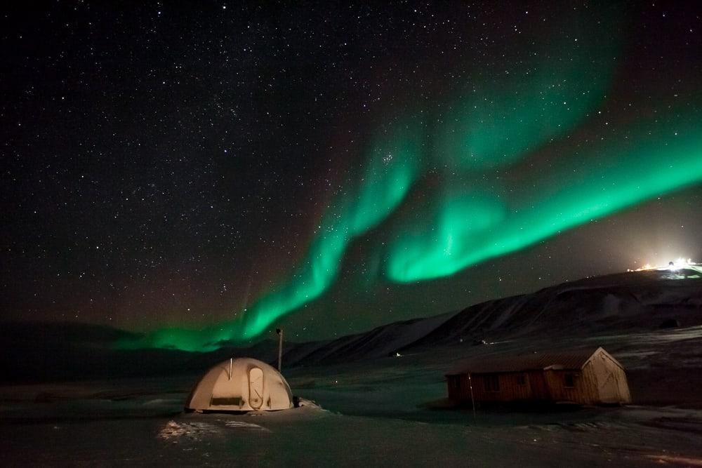 Northern Lights Spitsbergen Camp Barentz