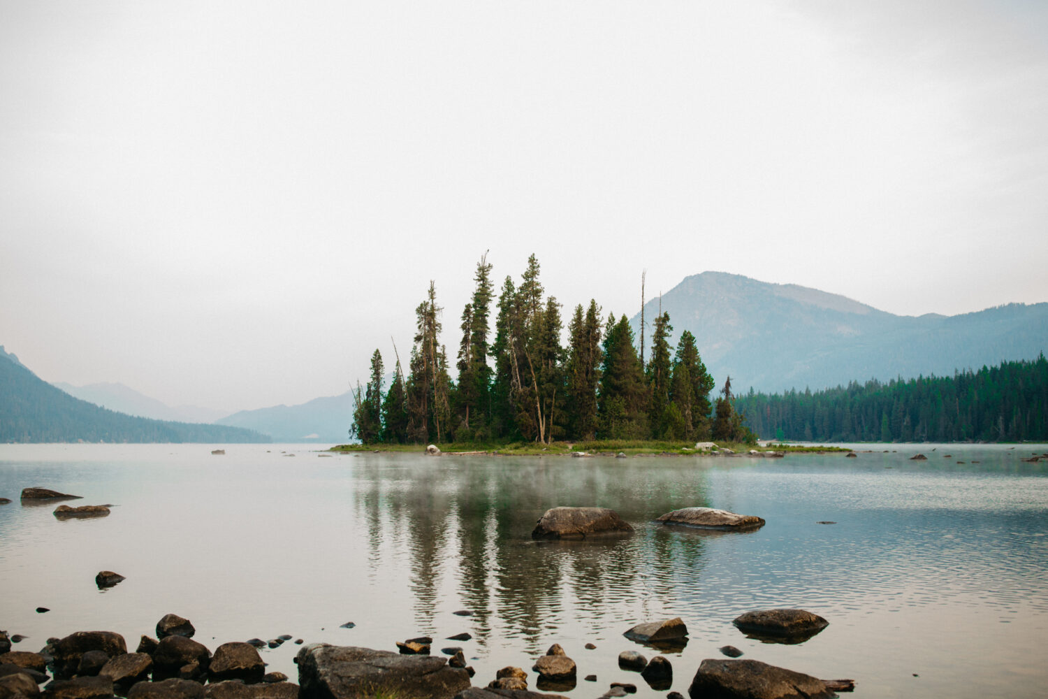 Lago Wenatchee - Atracciones del Estado de Washington - TheMandagies.com
