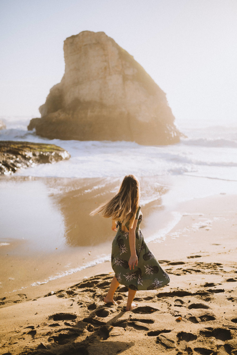Emily Mandagie - Viaje por carretera del noroeste del Pacífico - Shark Fin Cove