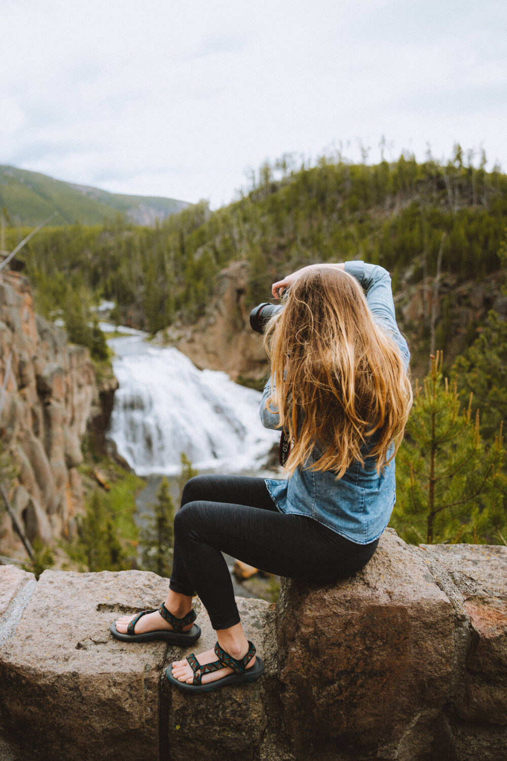 Emily habla sobre una foto de Gibbon Falls en Yellowstone