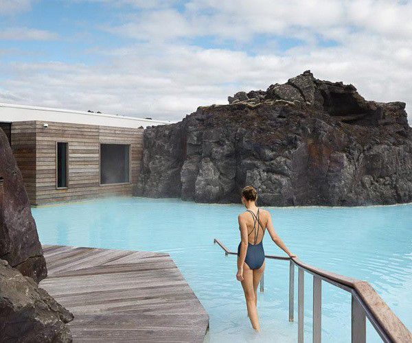 Disfruta del relajante agua geotérmica en la Laguna Azul en Islandia