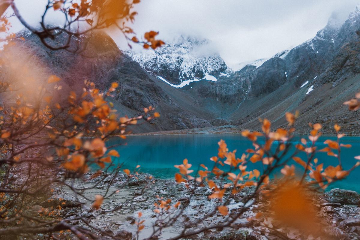 Blåisvatnet Blue Lake Lyngen Alpes Noruega