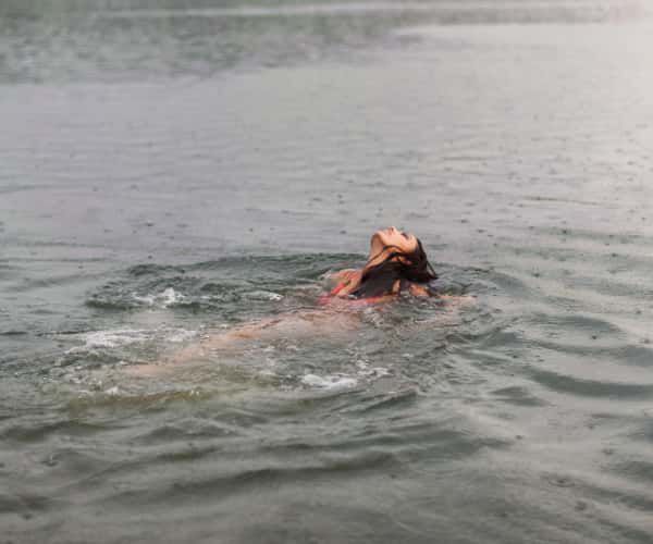 Cataratas de herradura, Pontneddfechan_Wild_Swimming