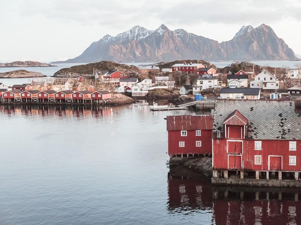Svinøya svolvaer lofoten Noruega en invierno