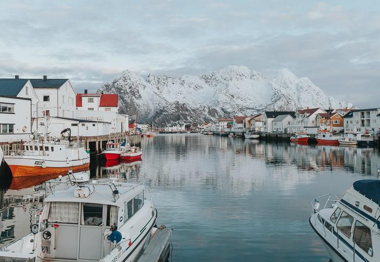Pueblo de Henningsvaer Lofoten
