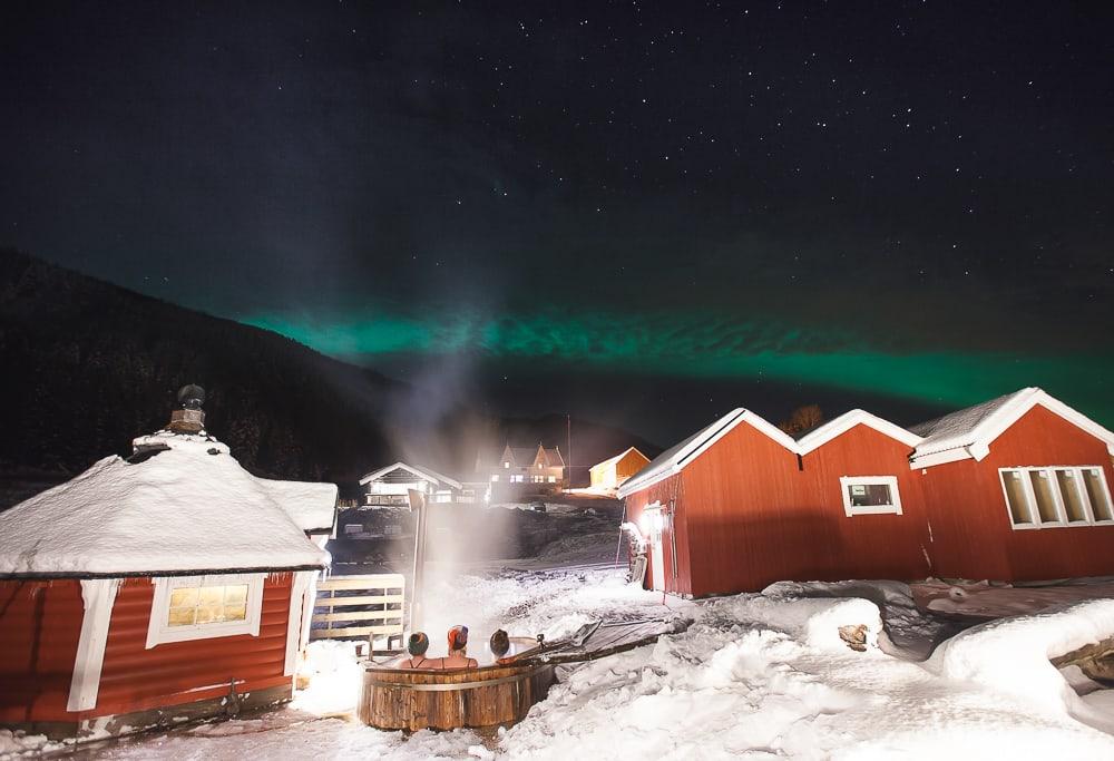el mejor momento para ver la aurora boreal en noruega