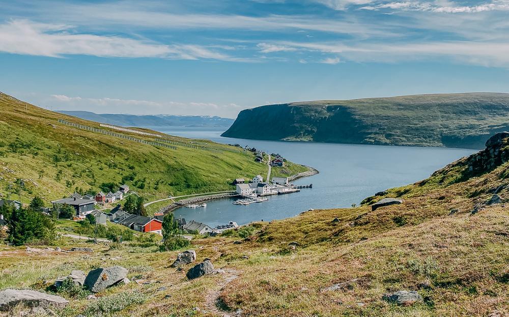 akkarfjord sørøya noruega