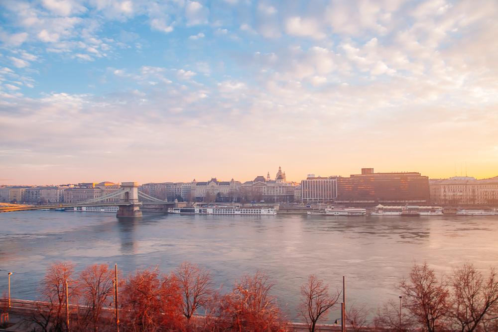 budapest danubio amanecer lanchid 19