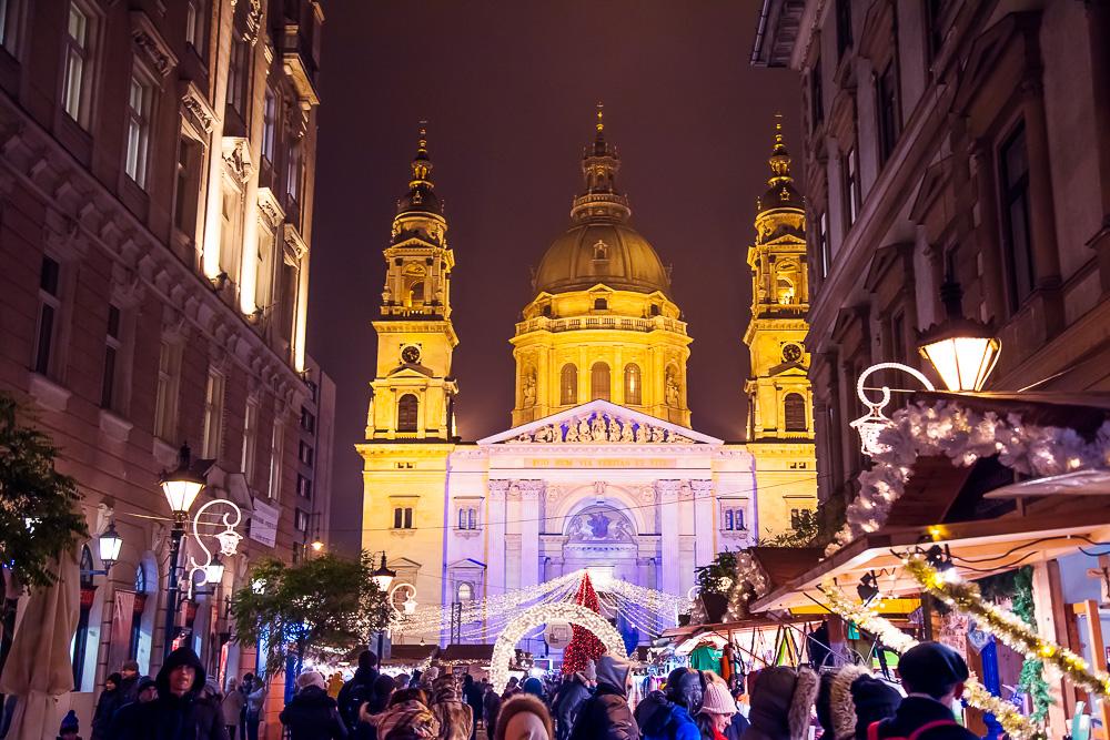 mercado de navidad st. Basílica de San Esteban Budapest Hungría