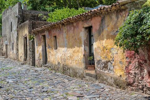 Calle de los Suspiros en Colonia del Sacramento.