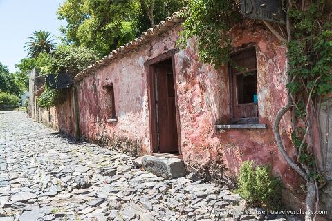 Calle de los Suspiros en Colonia del Sacramento.