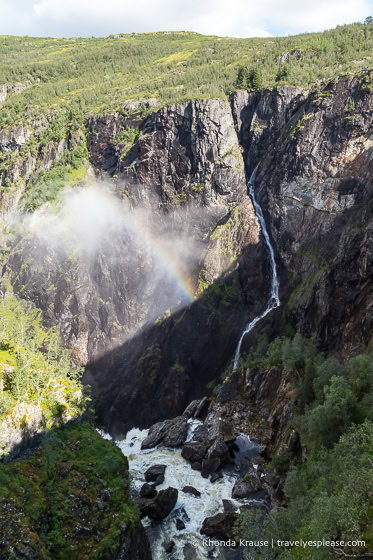 Cascada en el valle.